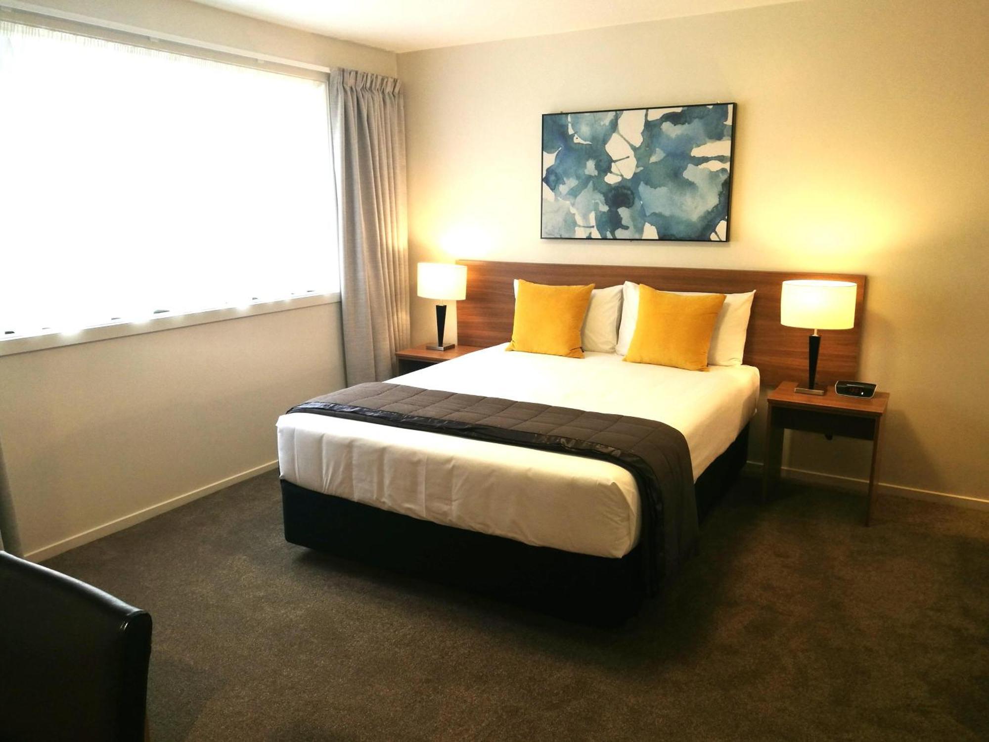 Two-Bedroom Suite,1213058719:JPEG