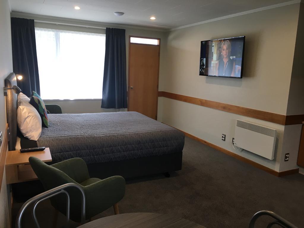 Studio Apartment,535402524:JPEG