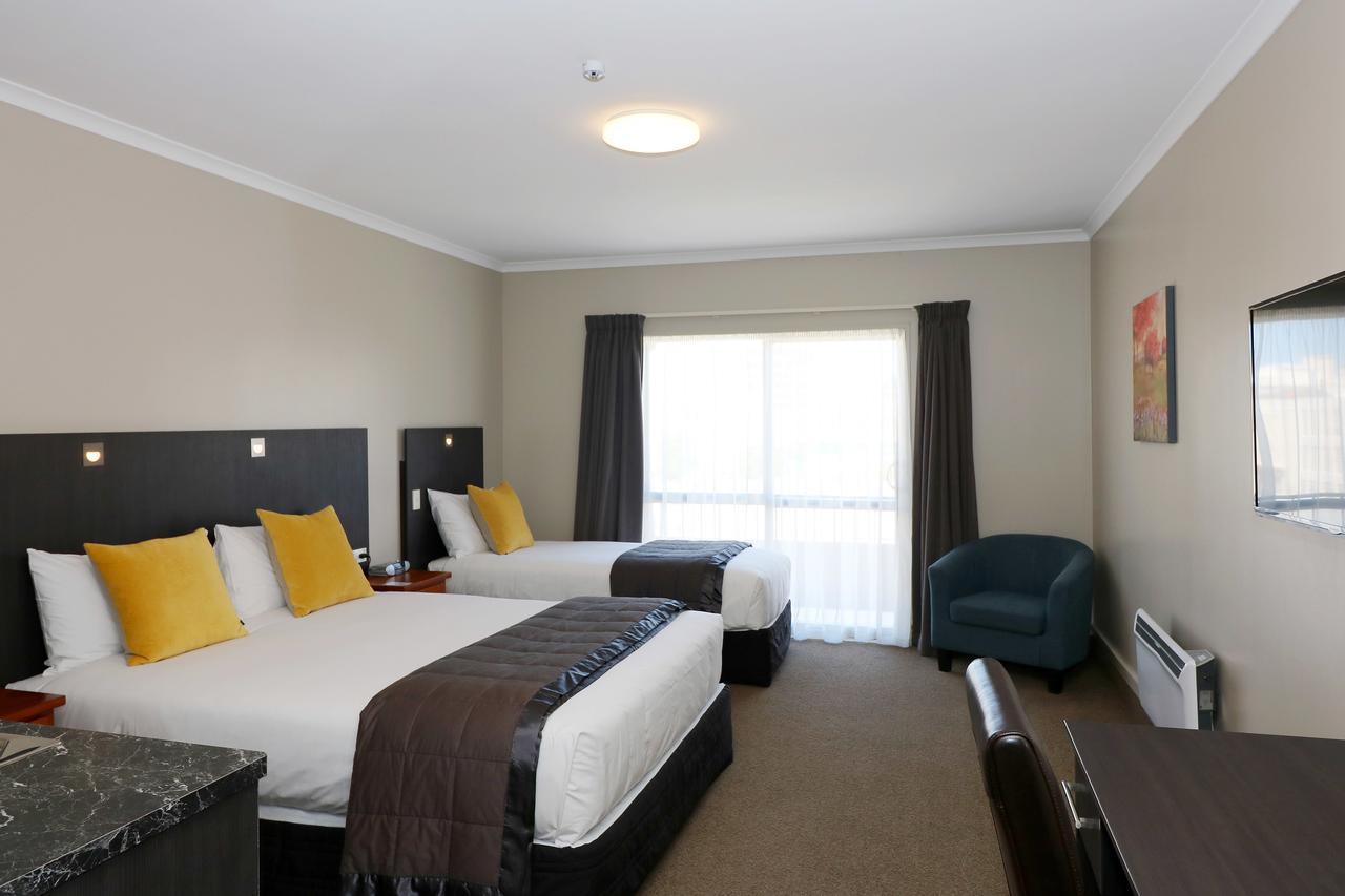 Deluxe Queen Room,633097692:JPEG